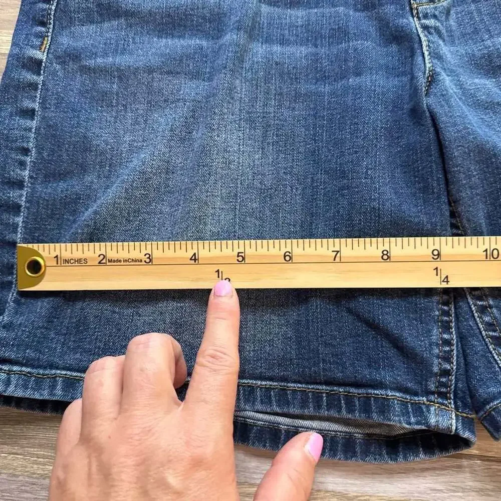 Lauren Conrad Women's Blue and Navy Shorts